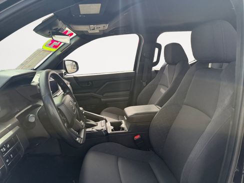 Certified 2024 Toyota Tacoma SR5 image 9