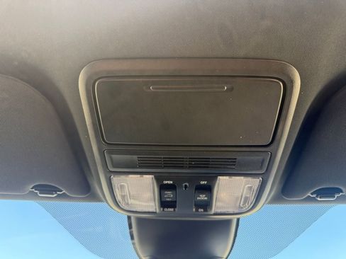 Used 2024 Honda Odyssey Sport image 21