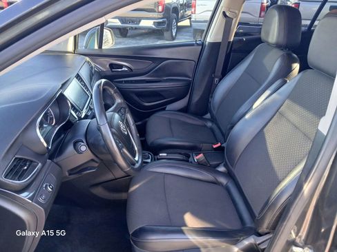 Used 2018 Buick Encore Preferred image 12