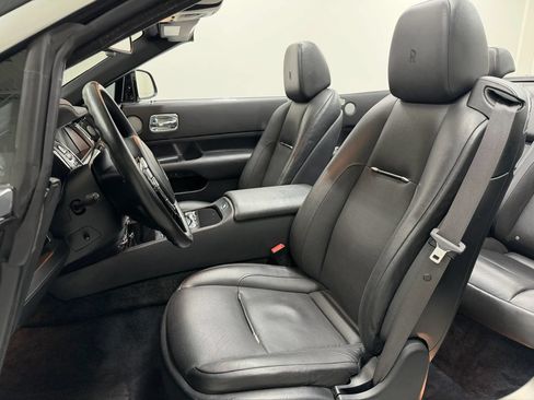 Used 2017 Rolls-Royce Dawn RWD image 12