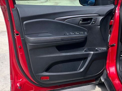 Used 2023 Honda Passport TrailSport image 22