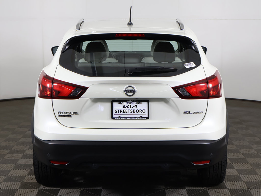 Used 2019 Nissan Rogue Sport SL w/ Premium Package AWD/4WD image 14