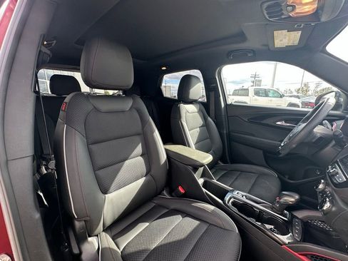 Used 2022 Chevrolet TrailBlazer RS w/ Sun and Liftgate Package image 29