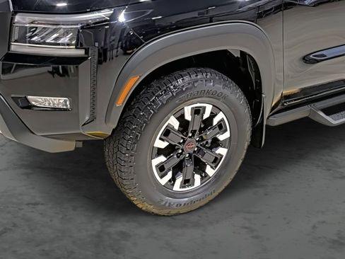 Used 2024 Nissan Frontier PRO-4X w/ Technology Package AWD/4WD image 7