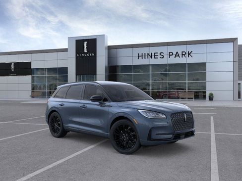 New 2026 Lincoln Corsair Premiere image 7