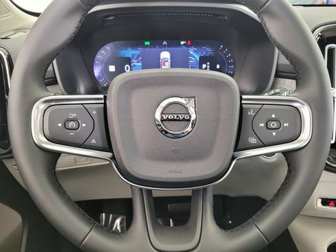 New 2026 Volvo XC40 B5 Plus w/ Protection Package Premier AWD/4WD image 23