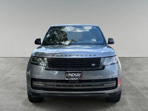 Used 2024 Land Rover Range Rover Long Wheelbase SE AWD/4WD image 8