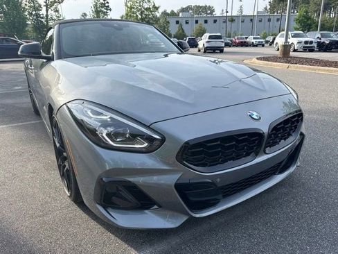 Used 2024 BMW Z4 M40i w/ Premium Package RWD image 3
