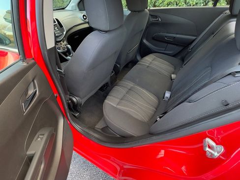 Used 2017 Chevrolet Sonic LT image 10