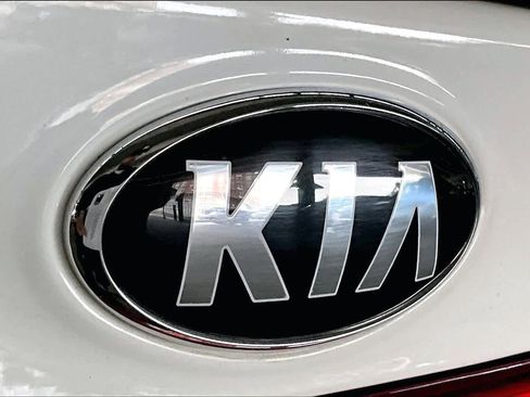 Used 2020 Kia Forte GT-Line image 30