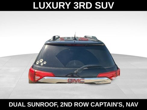 Used 2019 GMC Acadia Denali w/ Technology Package FWD image 5