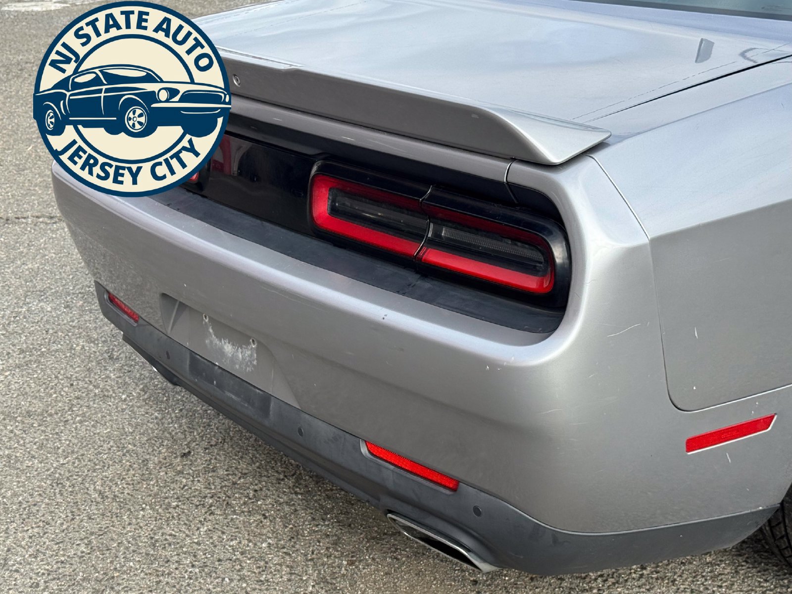 Used 2015 Dodge Challenger SXT Plus RWD image 47