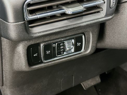 Used 2024 Lincoln Corsair Reserve w/ Equipment Group 201A image 17