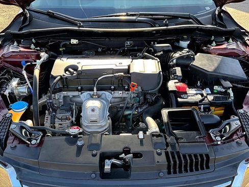 Used 2015 Honda Accord LX image 30