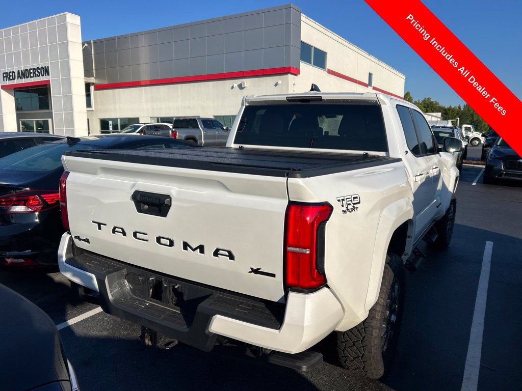 Used 2025 Toyota Tacoma TRD Sport AWD/4WD image 6