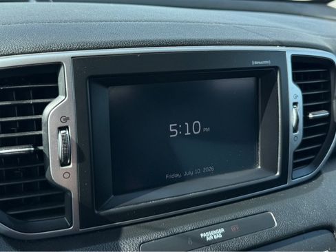 Used 2017 Kia Sportage EX FWD image 12