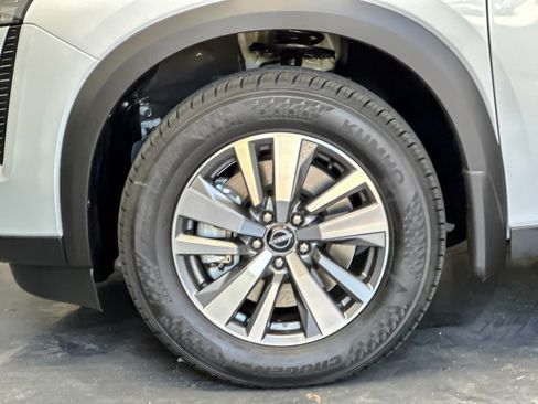 New 2026 Nissan Pathfinder SL AWD/4WD image 25