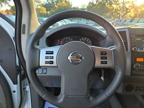 Used 2019 Nissan Frontier SV w/ Value Truck Package image 17