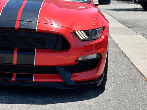 Used 2016 Ford Mustang Shelby GT350 w/ Technology Package RWD image 13
