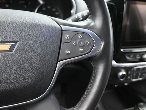 Used 2020 Chevrolet Traverse LT w/ Driver Confidence II Package image 34