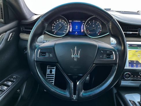 Used 2014 Maserati Quattroporte GTS image 22
