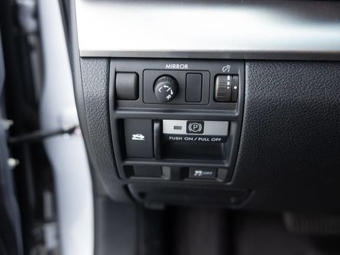 Used 2014 Subaru Outback 2.5i Premium image 34