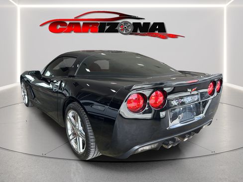 Used 2007 Chevrolet Corvette Coupe w/ Preferred Equipment Group RWD image 8