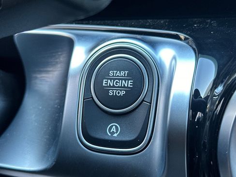 Used 2026 Mercedes-Benz GLB 250 image 28
