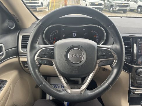Used 2020 Jeep Grand Cherokee Limited image 14