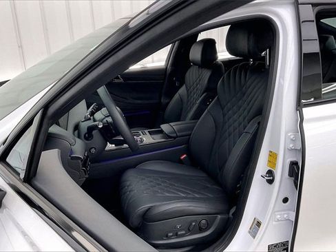 Used 2026 Genesis G80 3.5T Prestige image 8