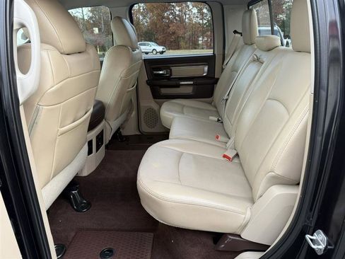 Used 2016 RAM 1500 Laramie w/ Convenience Group image 22