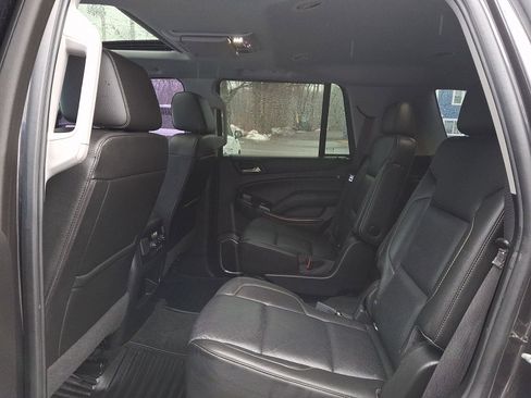 Used 2018 GMC Yukon SLT w/ Open Road Package image 11