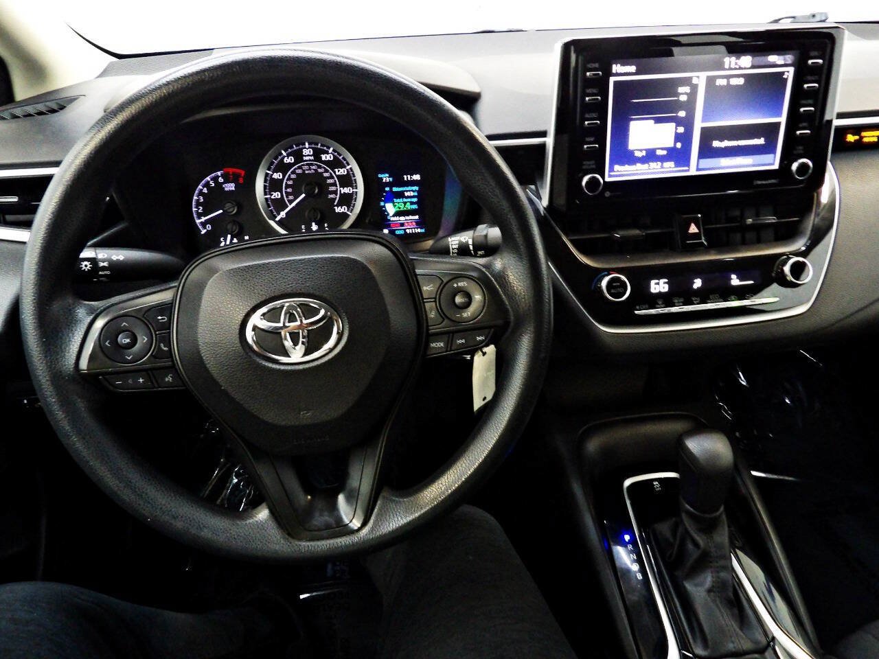Used 2021 Toyota Corolla LE FWD image 17