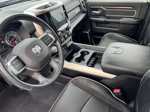 Used 2022 RAM 3500 Laramie image 10