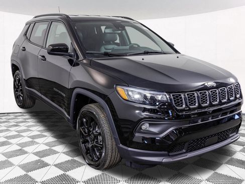 New 2026 Jeep Compass Latitude AWD/4WD image 8