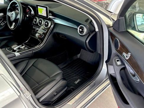 Used 2015 Mercedes-Benz C 300 Sedan image 33