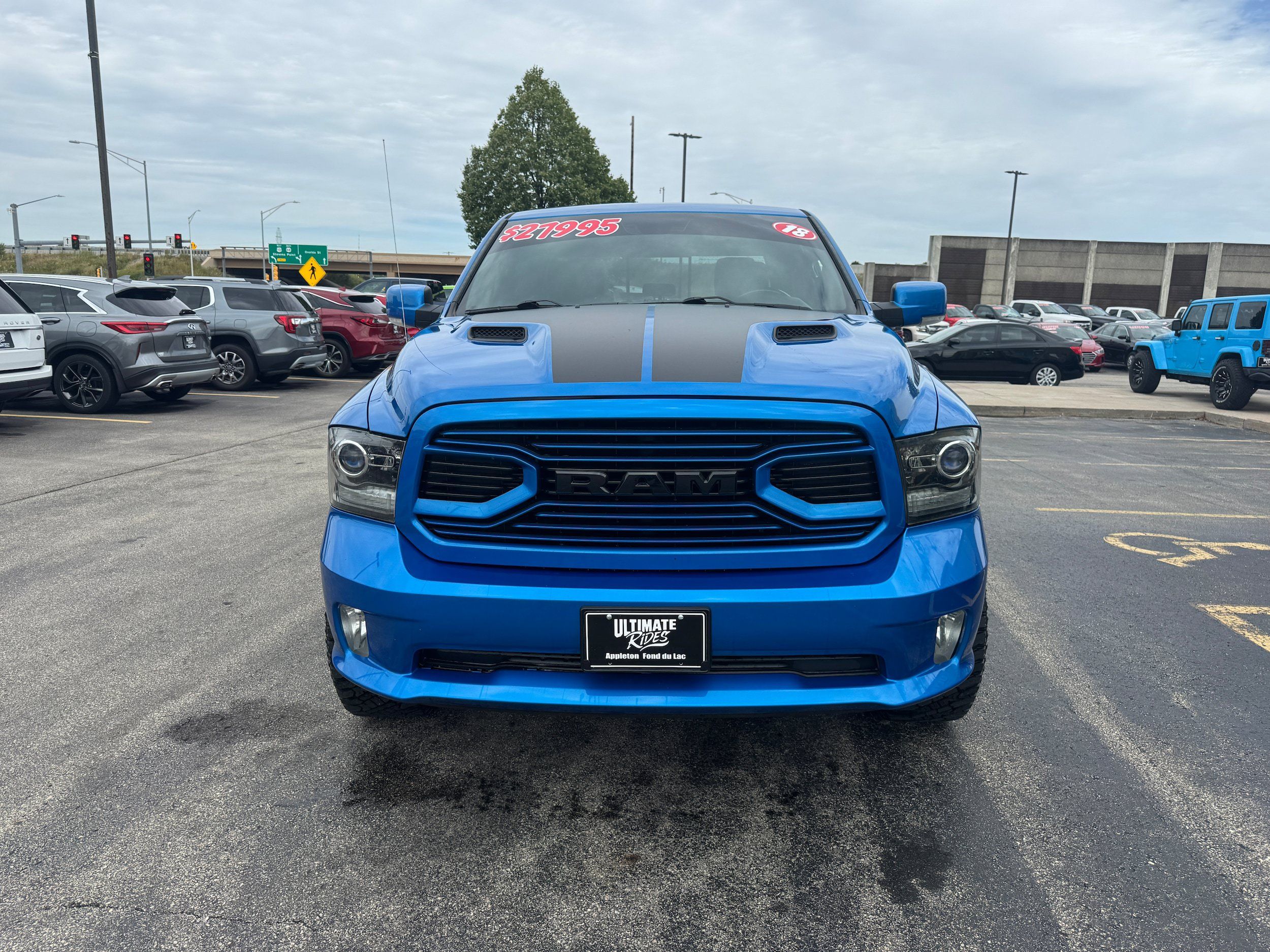 Used 2018 RAM 1500 Sport w/ Hydro Blue Sport Package AWD/4WD image 2