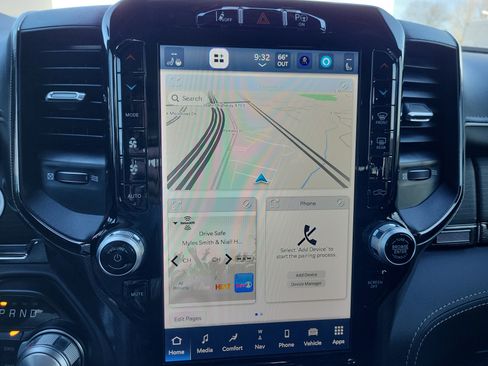 Used 2024 RAM 1500 Limited image 24