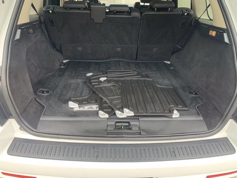 Used 2012 Land Rover Range Rover Sport HSE AWD/4WD image 22