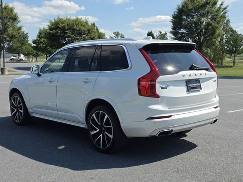 Used 2021 Volvo XC90 T6 Momentum w/ Advanced Package AWD/4WD image 5