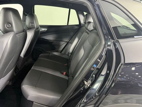 Used 2023 Volkswagen ID.4 Pro image 28