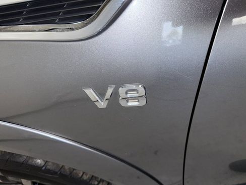 Used 2018 Nissan Armada Platinum w/ Interior Lighting Package image 40