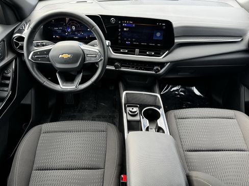 Used 2026 Chevrolet Equinox LT FWD image 13