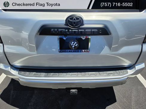 Used 2023 Toyota 4Runner TRD Off-Road Premium w/ Off Road Premium Plus Package AWD/4WD image 7