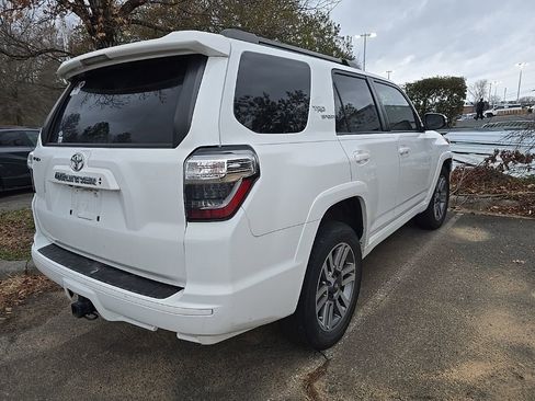 Used 2022 Toyota 4Runner TRD Sport w/ Technology Package image 4
