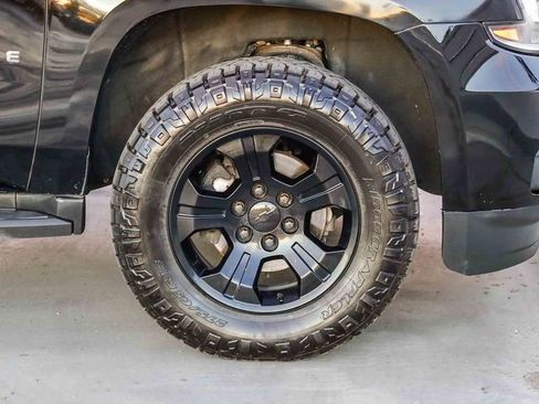 Used 2019 Chevrolet Tahoe LT image 11