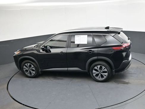 Used 2023 Nissan Rogue SV w/ SV Premium B Package image 29