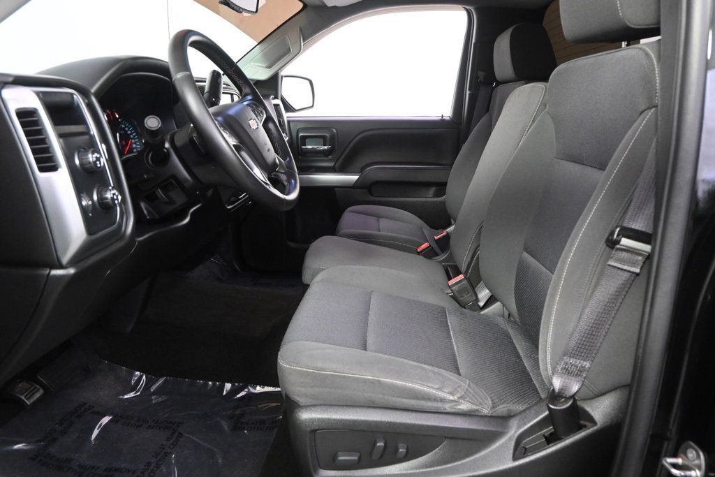 Used 2017 Chevrolet Silverado 1500 LT w/ LT Convenience Package AWD/4WD image 13