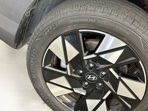 Used 2024 Hyundai Kona SEL AWD/4WD image 34