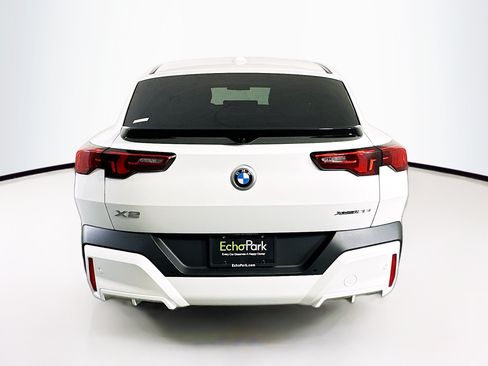 Used 2026 BMW X2 xDrive28i AWD/4WD image 7